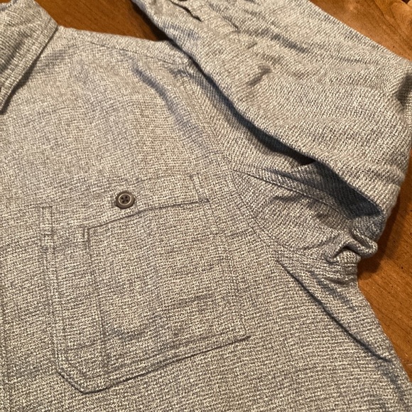 DULUTH Trading Company Mens Button Down Flannel Shirt - size Large - Picture 9 of 16